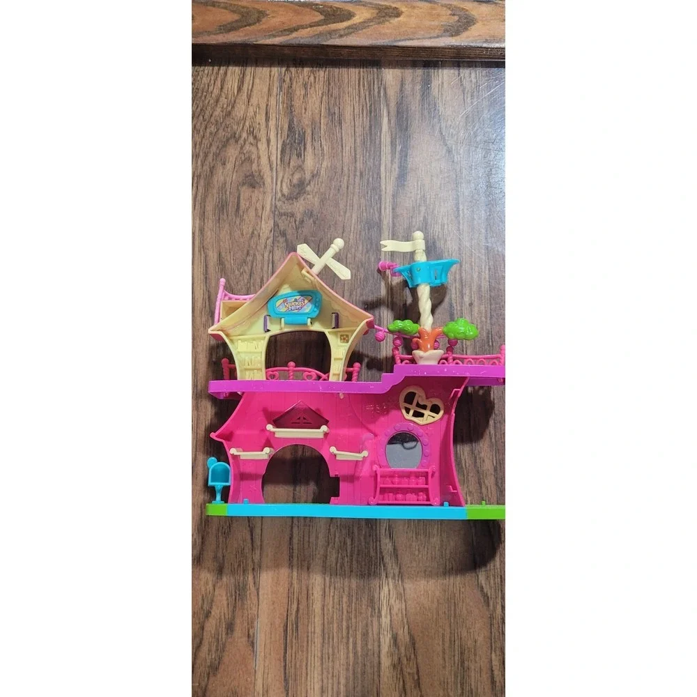 Squinkies Clubhouse  Play & Display Playset Only No Squinkies 8